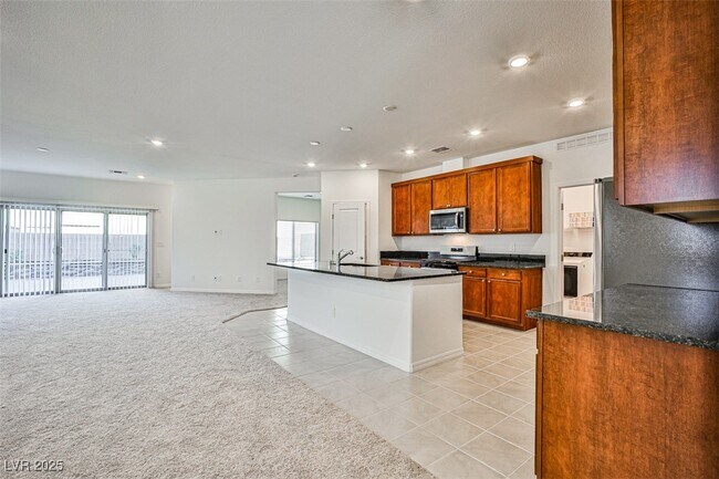 Foto del edificio - 7412 Legacy Pt St