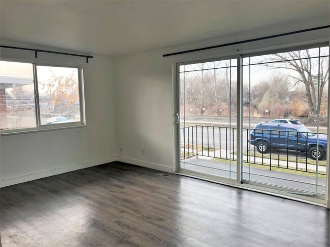 Foto del edificio - 942 N Cornell St