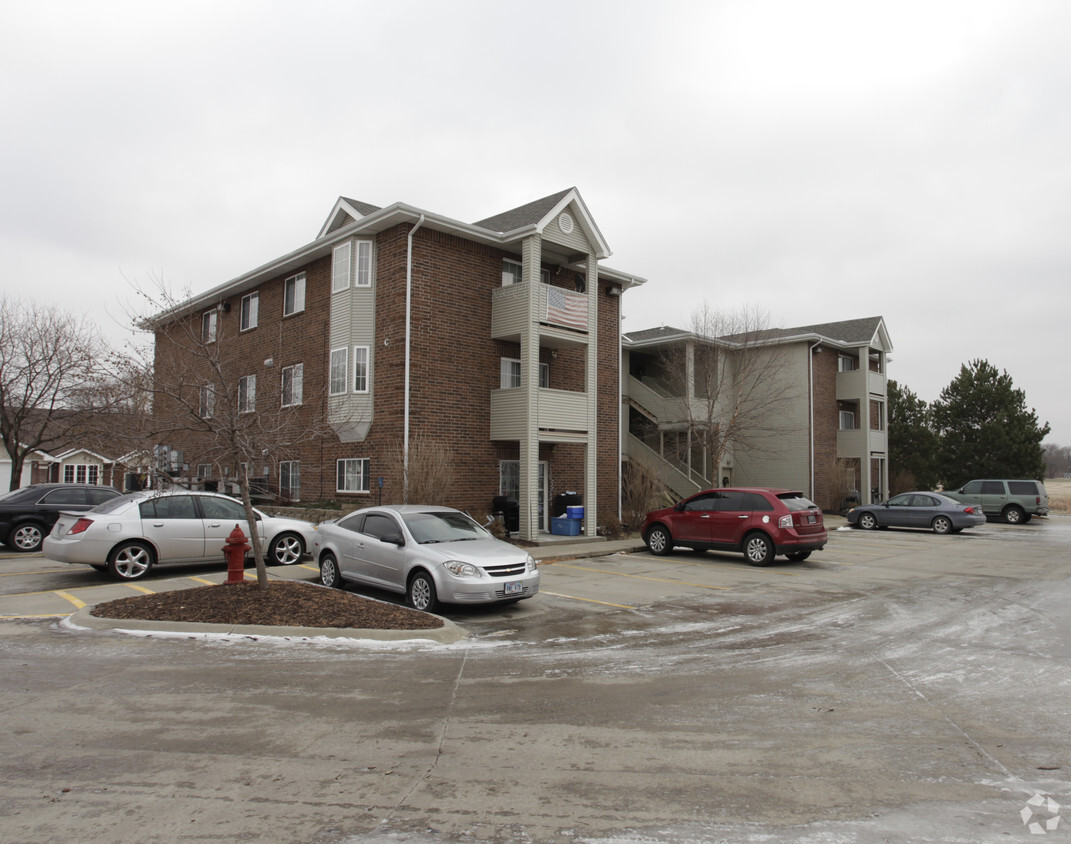 Primary Photo - Waverly Apartments