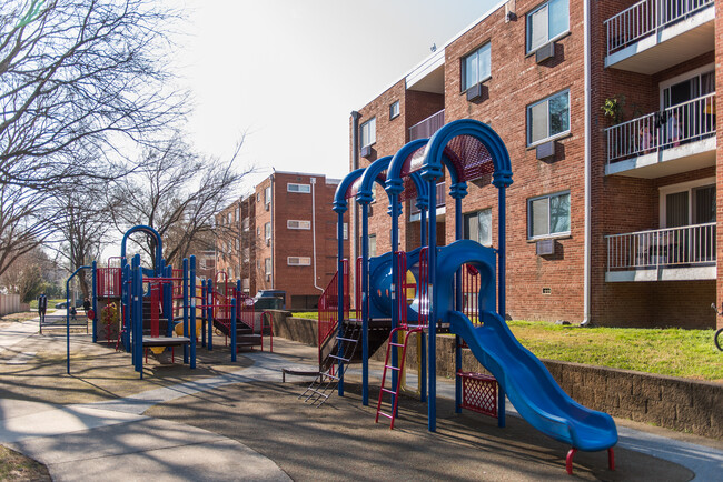 Foto del edificio - Mason Avenue Apartments