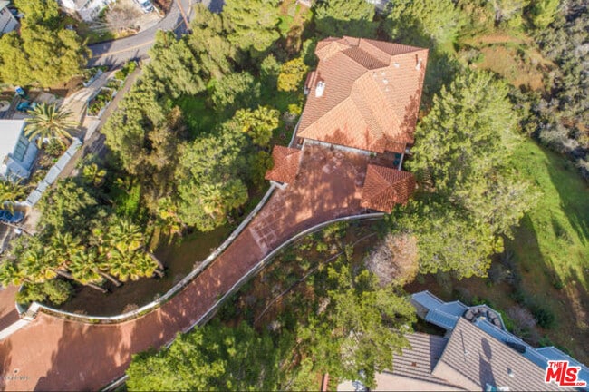 Foto del edificio - 456 S McKnight Rd