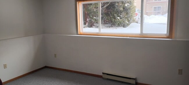 Building Photo - 356 Lincoln St