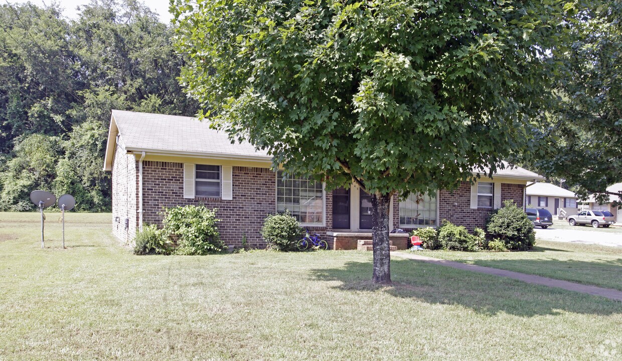 645 Beech Cir, Cleveland, TN 37312 Apartments in Cleveland, TN