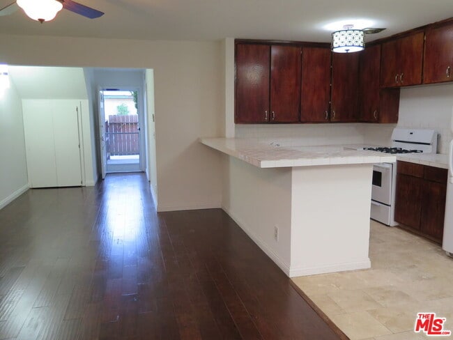 Building Photo - 3603 Mentone Ave