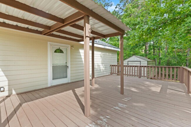 Foto del edificio - 11784 FM Rd 16