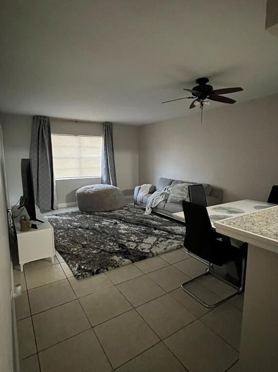 Foto del edificio - 4334 NW 9th Ave