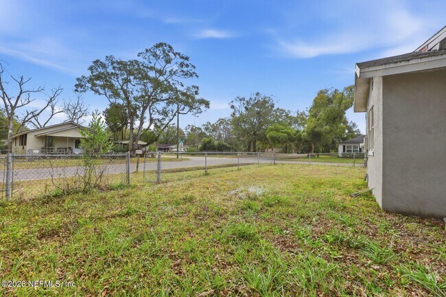 Foto del edificio - 2002 St Clair St