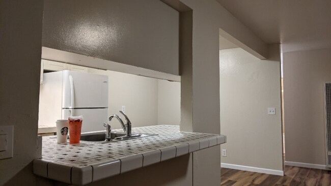 Foto del edificio - 5210 San Pablo Dam Rd