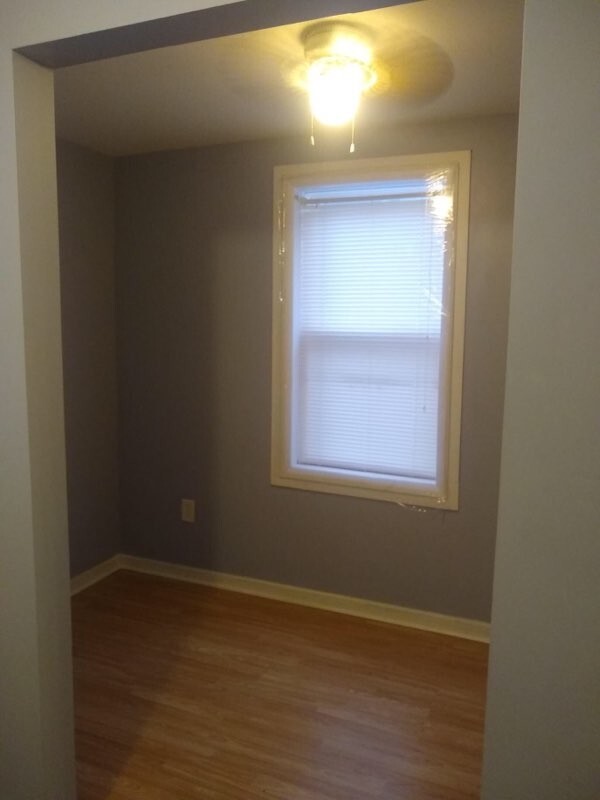 Foto del edificio - 6447 N Newark Ave