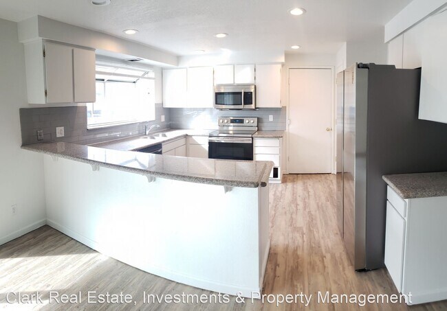 Building Photo - 3 br, 2 bath House - 3116 Meadowlands