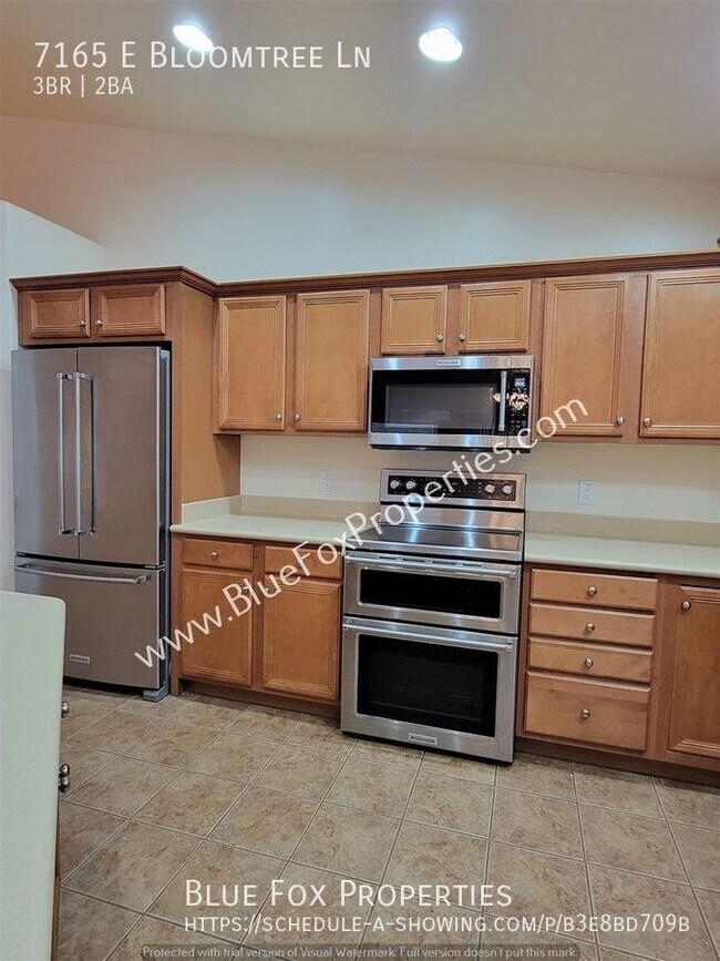Foto del edificio - 7165 E. Bloomtree Ln