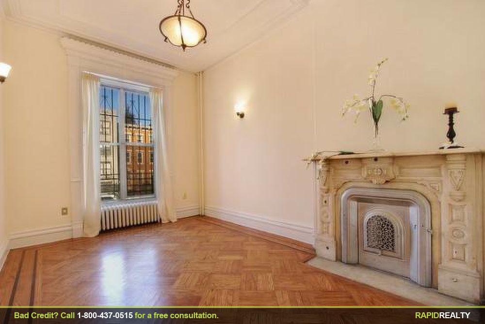 Primary Photo - 142 Putnam Ave
