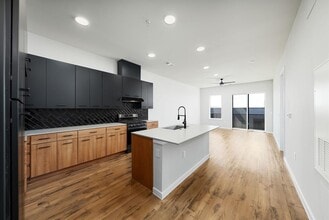 Building Photo - 4510 Terry-O Ln