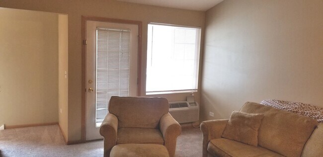 Foto del edificio - 1578 McClure Rd