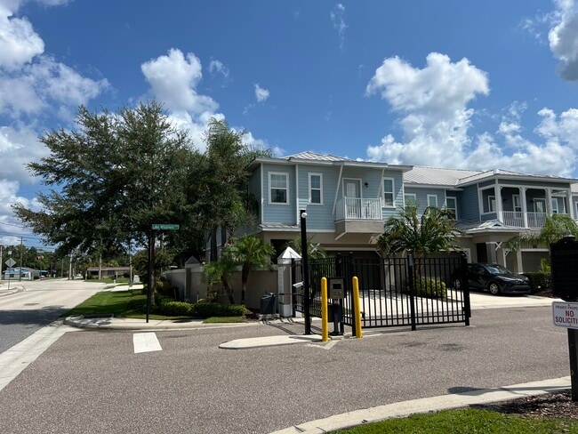 Photo - Longwood Townhouse