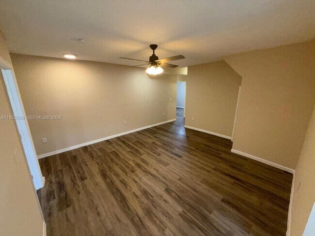 Foto del edificio - 1340 Peri St