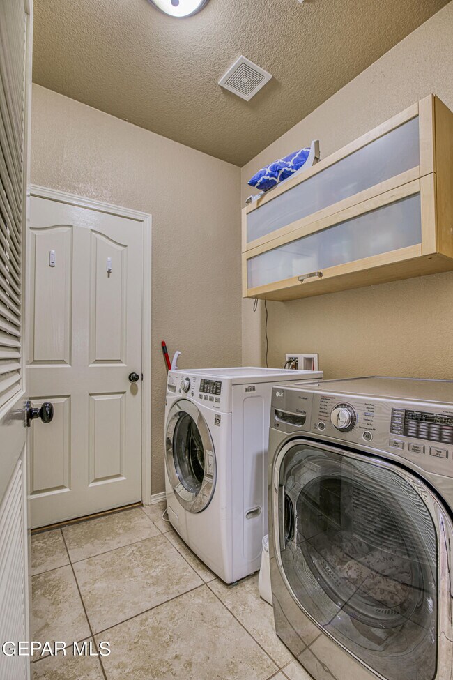 Foto del edificio - 1644 Rayado Creek Ln