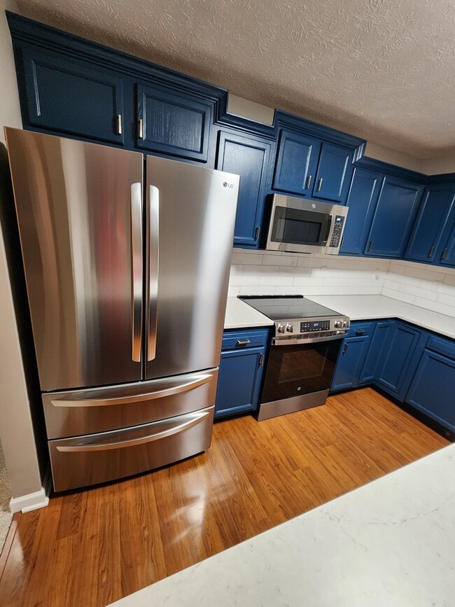 Foto del edificio - 5716 Hascall St