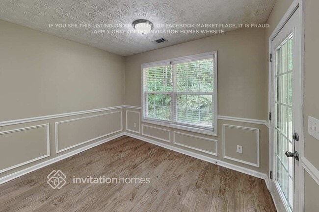 Building Photo - 898 Kendall Park Dr
