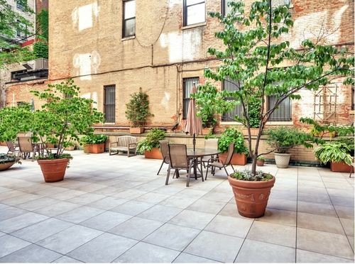 Foto del edificio - 310 Lexington Ave