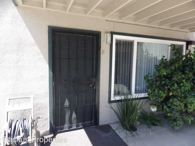 Building Photo - 420 Estrella Ave