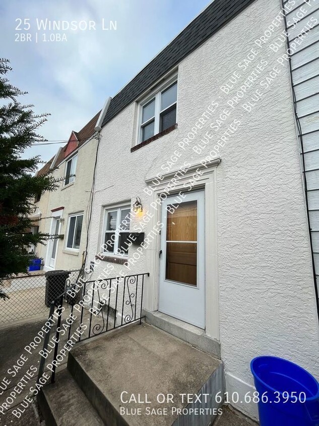 Primary Photo - Beautiful 2 Bedroom 1 Bath Apartment in Cl...
