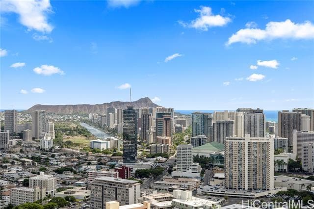 Foto del edificio - 1515 Liona St