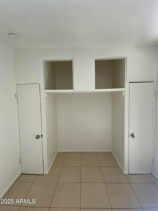 Foto del edificio - 3810 N 9th Pl