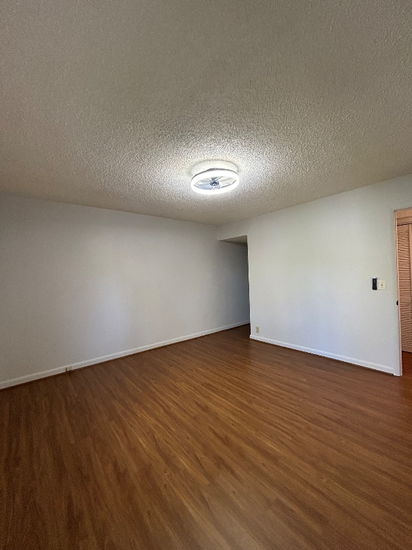 Building Photo - 21 Vaughns Gap Rd