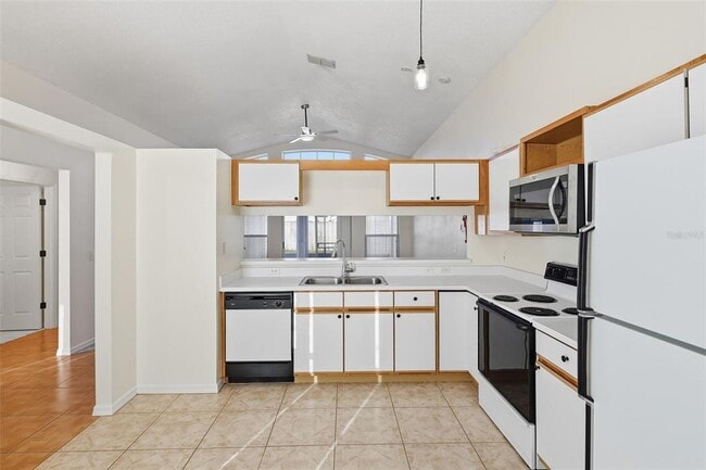 Foto del edificio - 844 Delfino Pl