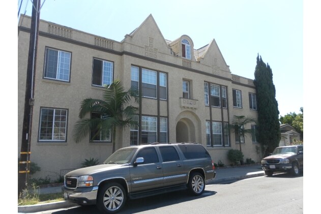 Foto principal - 816 E 19th St