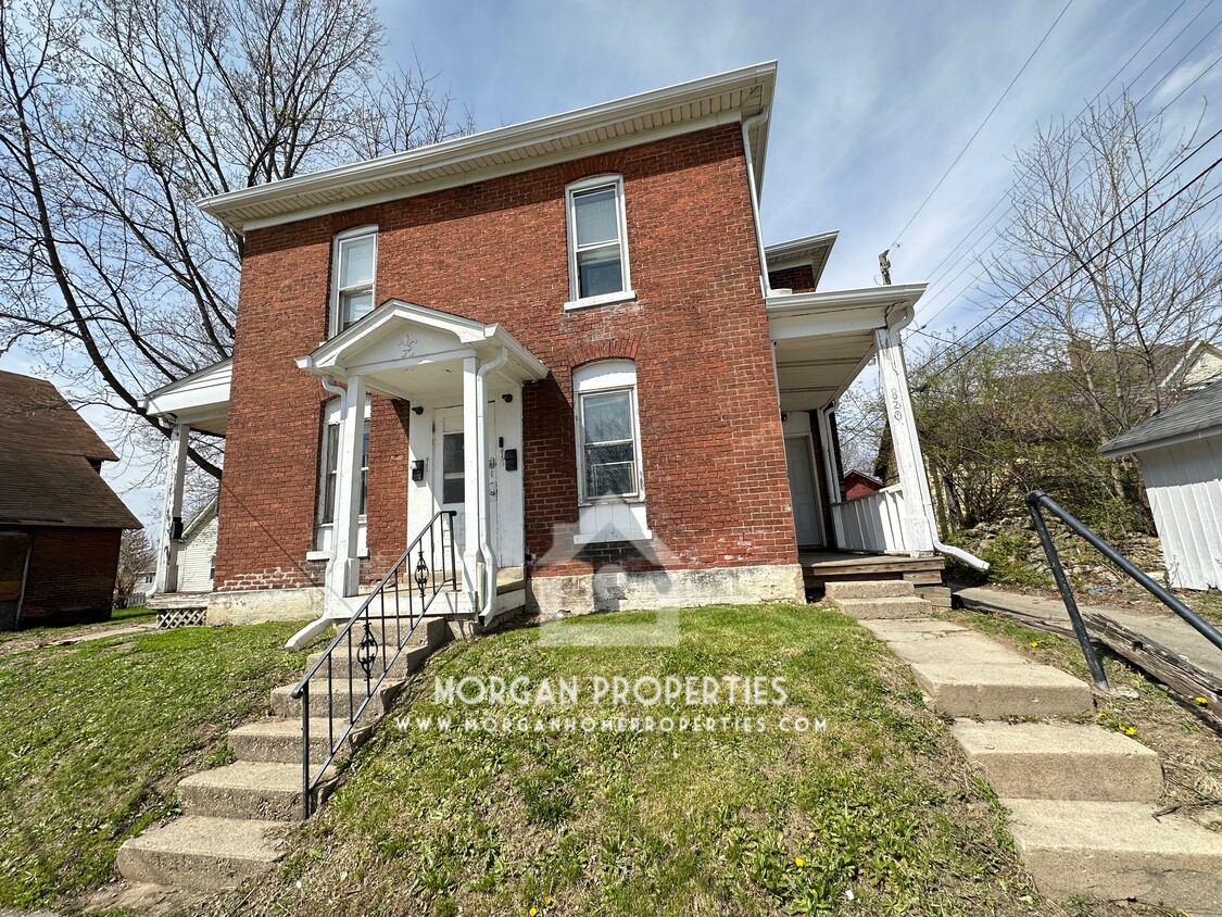 Primary Photo - 820 W Howard St