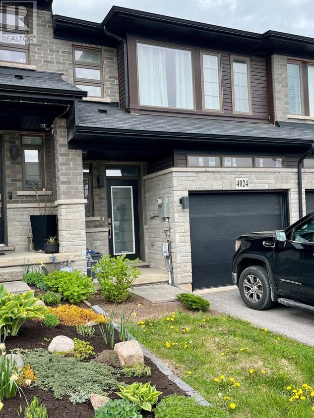 Photo principale - 4024 Crown St