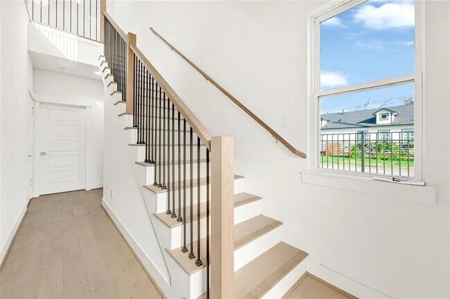 Foto del edificio - 4623 Cochran St