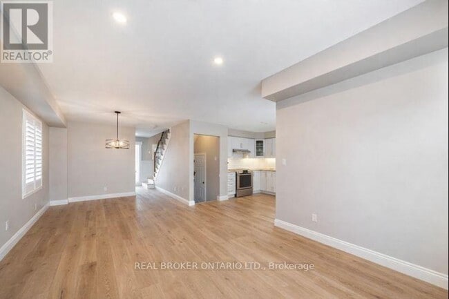 Photo du bâtiment - 39 Robb Ln