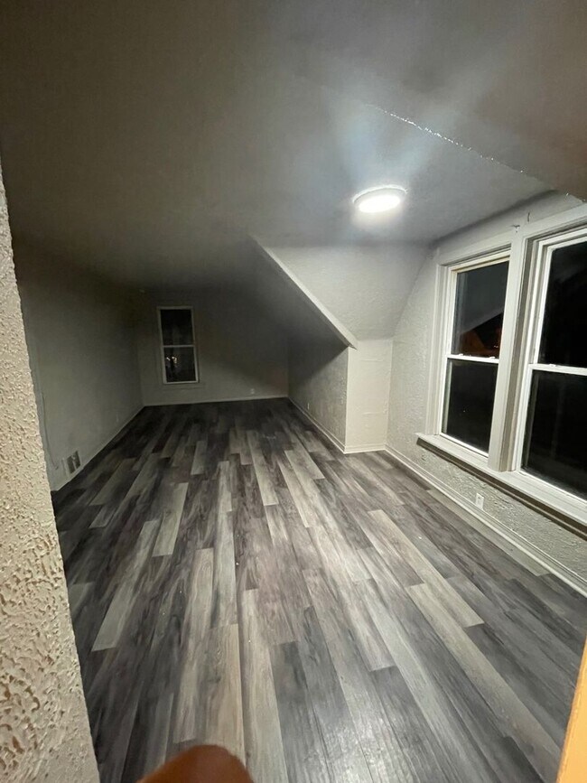 Foto del edificio - 2429 N 55th St