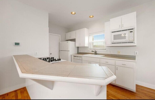 Foto del edificio - 5509 Cornish St