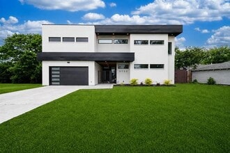 Building Photo - 9753 Mixon Dr