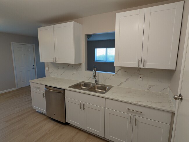 Foto del edificio - 20736 Williamson St