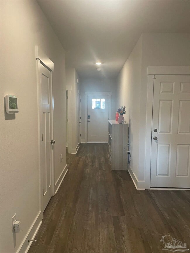 Building Photo - 5859 Sargassum Ln