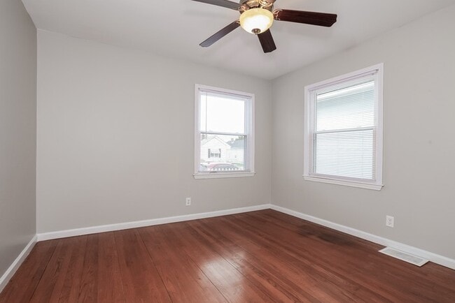 Foto del edificio - 1045 Ross Ave