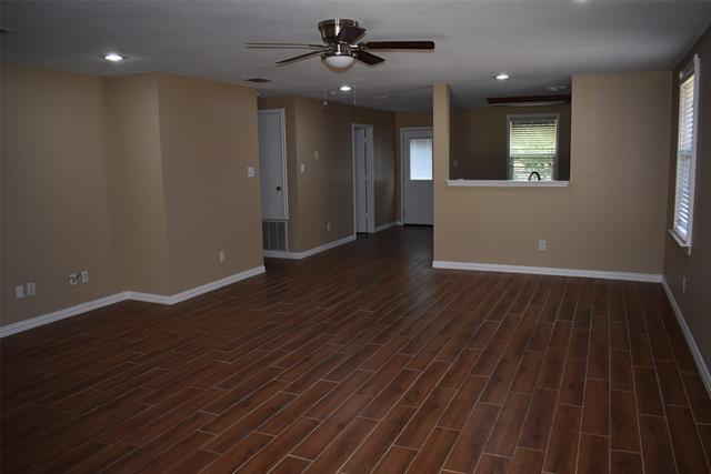 Foto del edificio - 721 Pickwick Ln