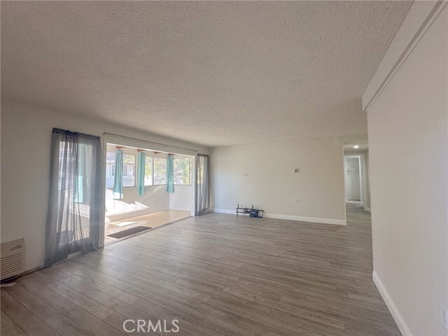 Foto del edificio - 353 Avenida Sevilla