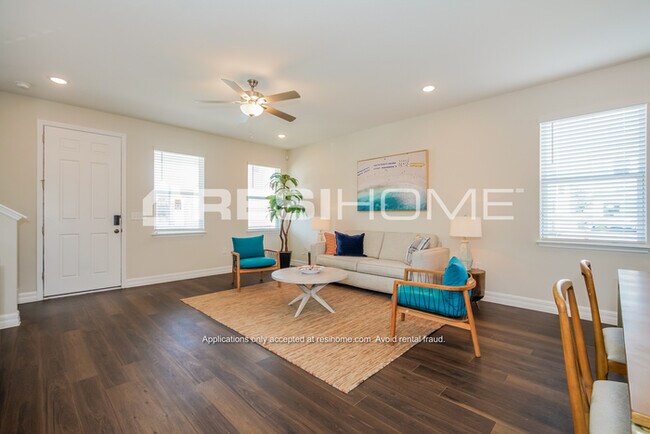 Building Photo - 5027 Starwood Pl