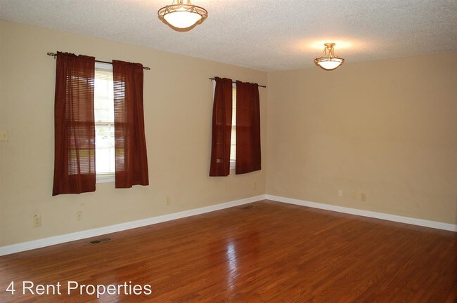 Building Photo - 3 br, 2 bath House - 307 Hillman Dr.