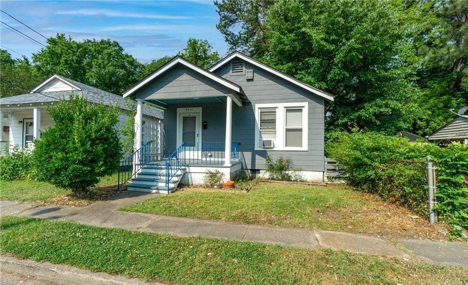 Primary Photo - 3311 Kansas Ave