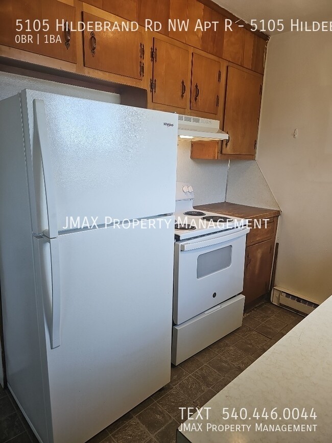 Foto del edificio - 5105 Hildebrand Rd NW