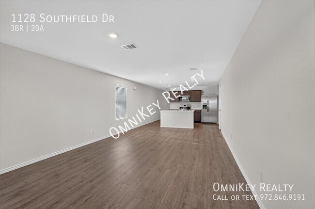 Building Photo - 1128 Southfield Dr