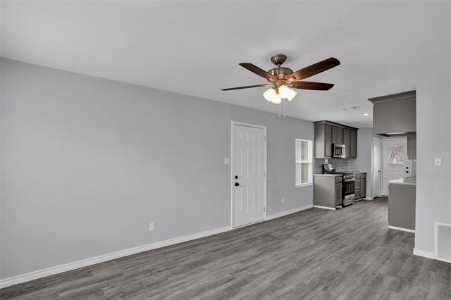 Building Photo - 219 Loma Dr