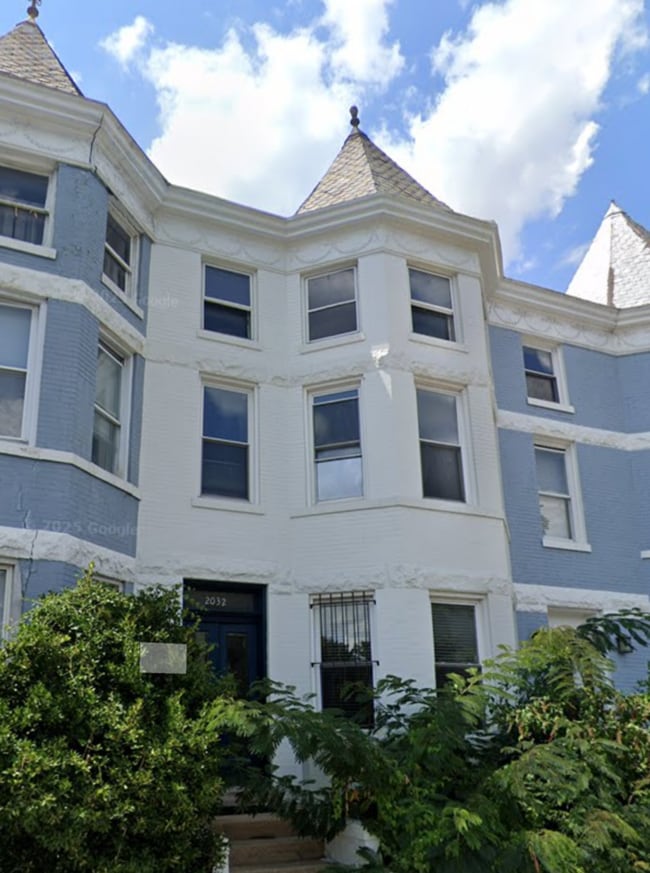 Building Photo - 2032 North Capitol St NW